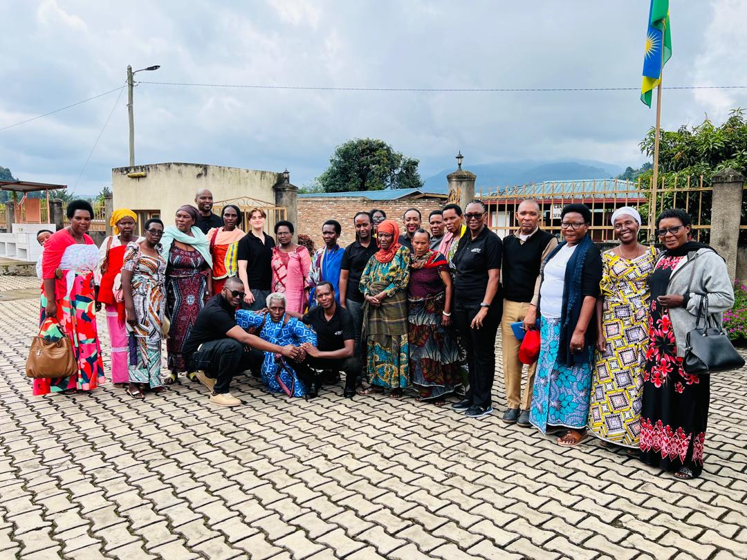 Foundation Rwanda Mothers and SURF Rwanda Team in Rubavu District
